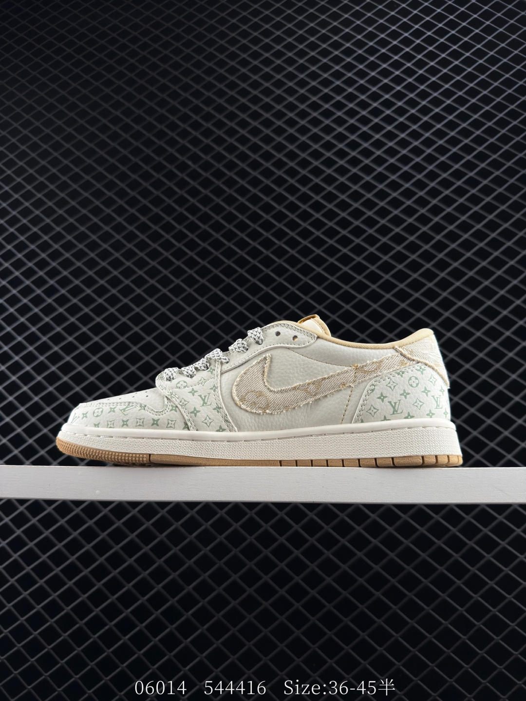 Nike Air Jordan 1 x Travis Scott AJ1